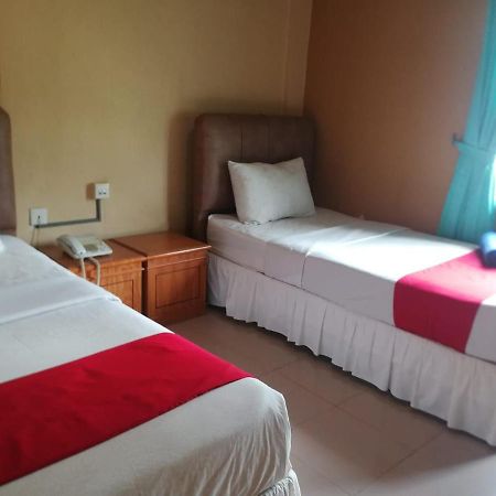Hotel Formosa Jambi Paalmerah Экстерьер фото